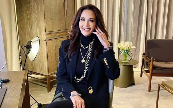 Is Lynda Carter Still Married? Learn her Relationship History
